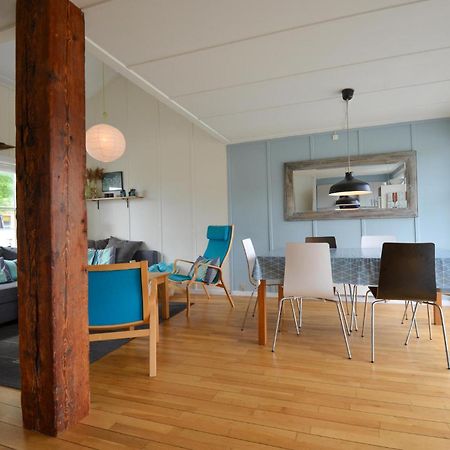 3 Bedroom Amazing Home In Ebeltoft Esterno foto