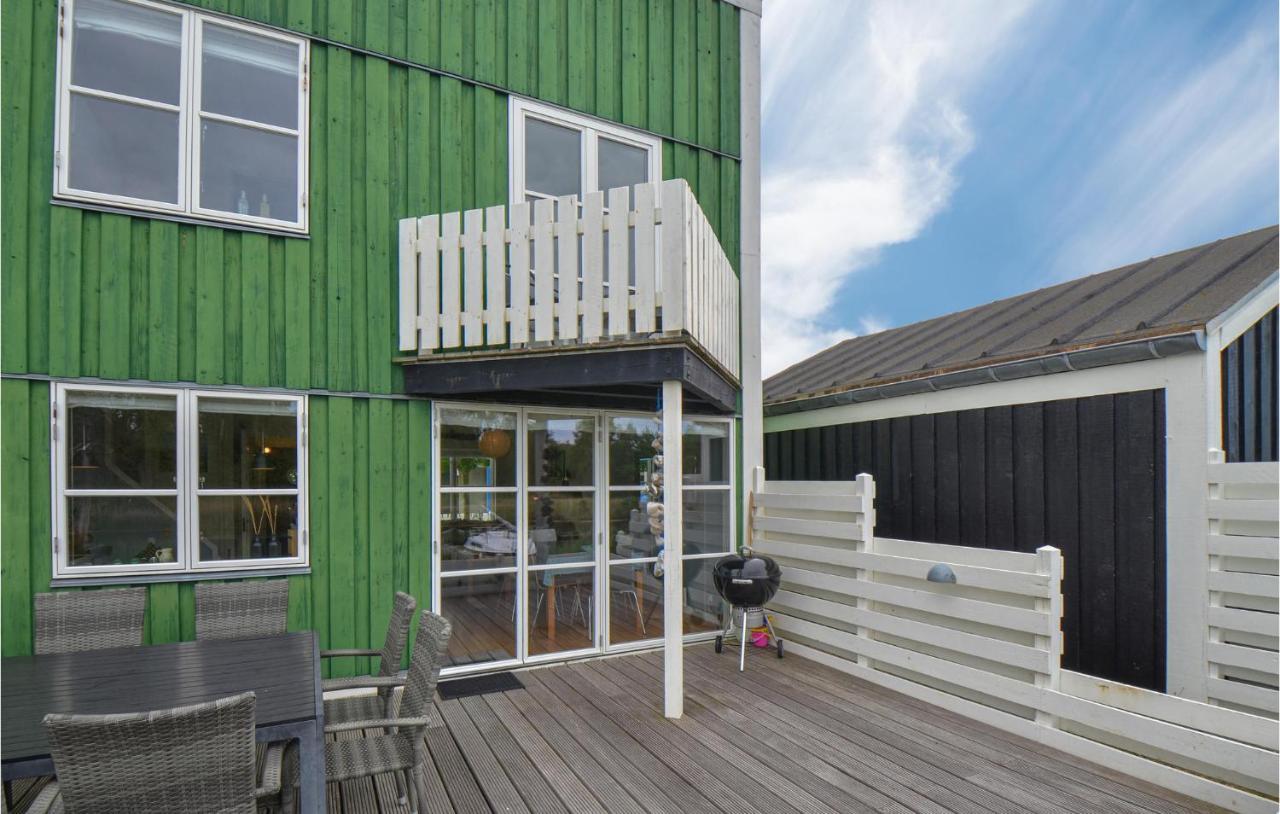 3 Bedroom Amazing Home In Ebeltoft Esterno foto