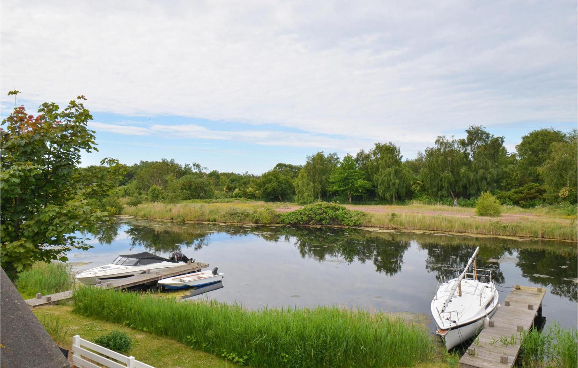 3 Bedroom Amazing Home In Ebeltoft Esterno foto